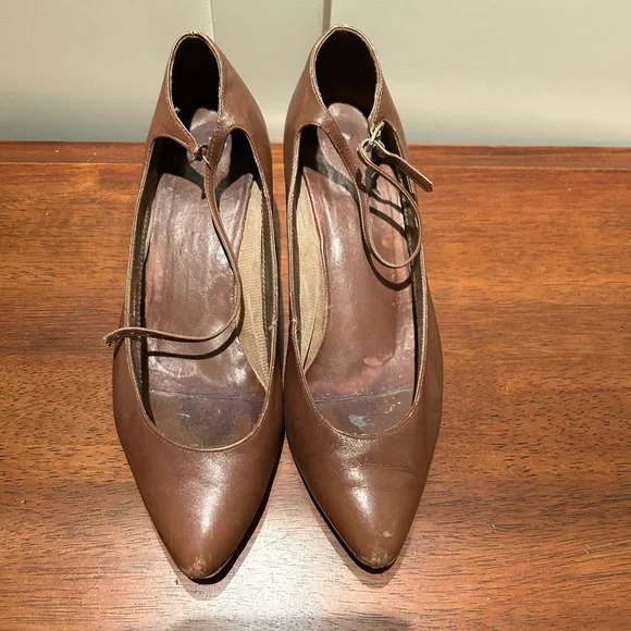 Brown leather ankle strap kitten heel shoes, 5.5 - Picture 5 of 8